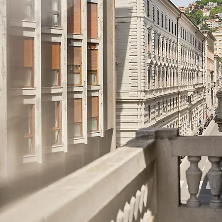 Urbanauts Beletages Sonata Appartement Triëst